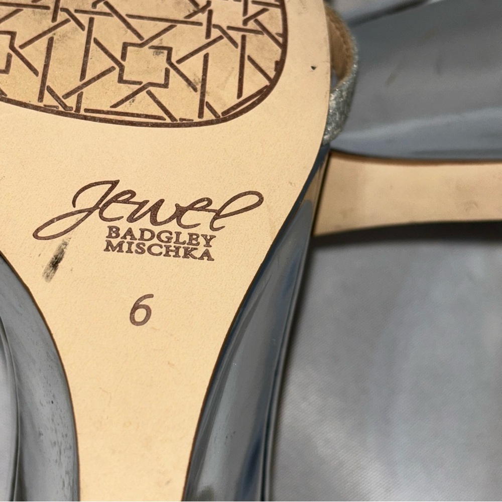 Jewel Badgley Mischka Hunt Women's Sandal, Silver, 6 - Picture 7 of 13